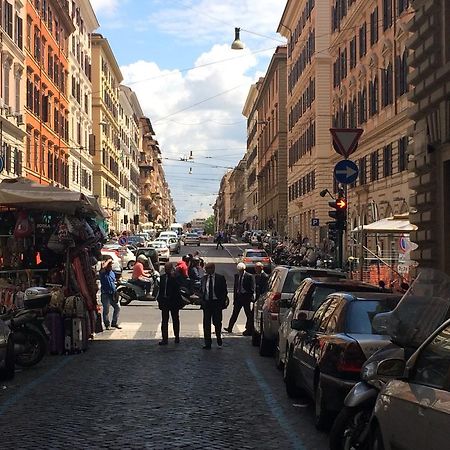 Casa Vacanza Colosseo Rome Exterior photo